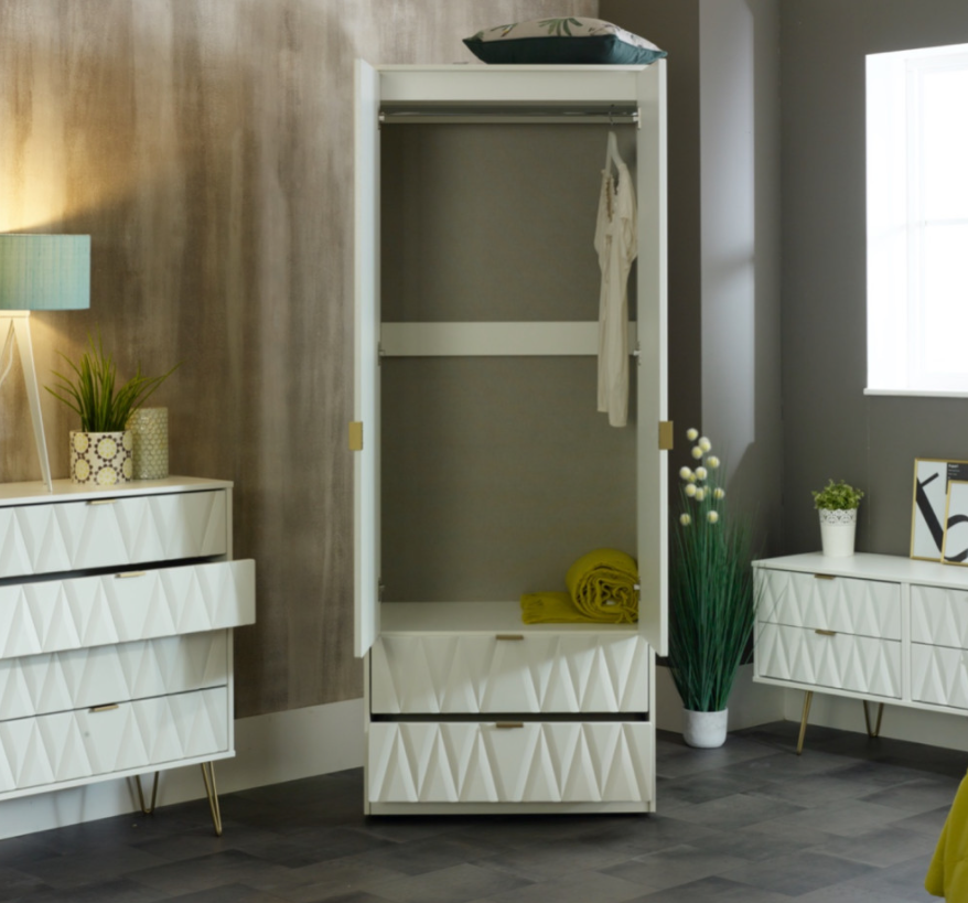 Diamond 5 Drawer Chest